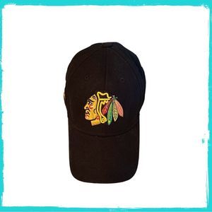 Blackhawks NHL Embroidered Logo Head Dress Tomahawk Detailed One Size Black